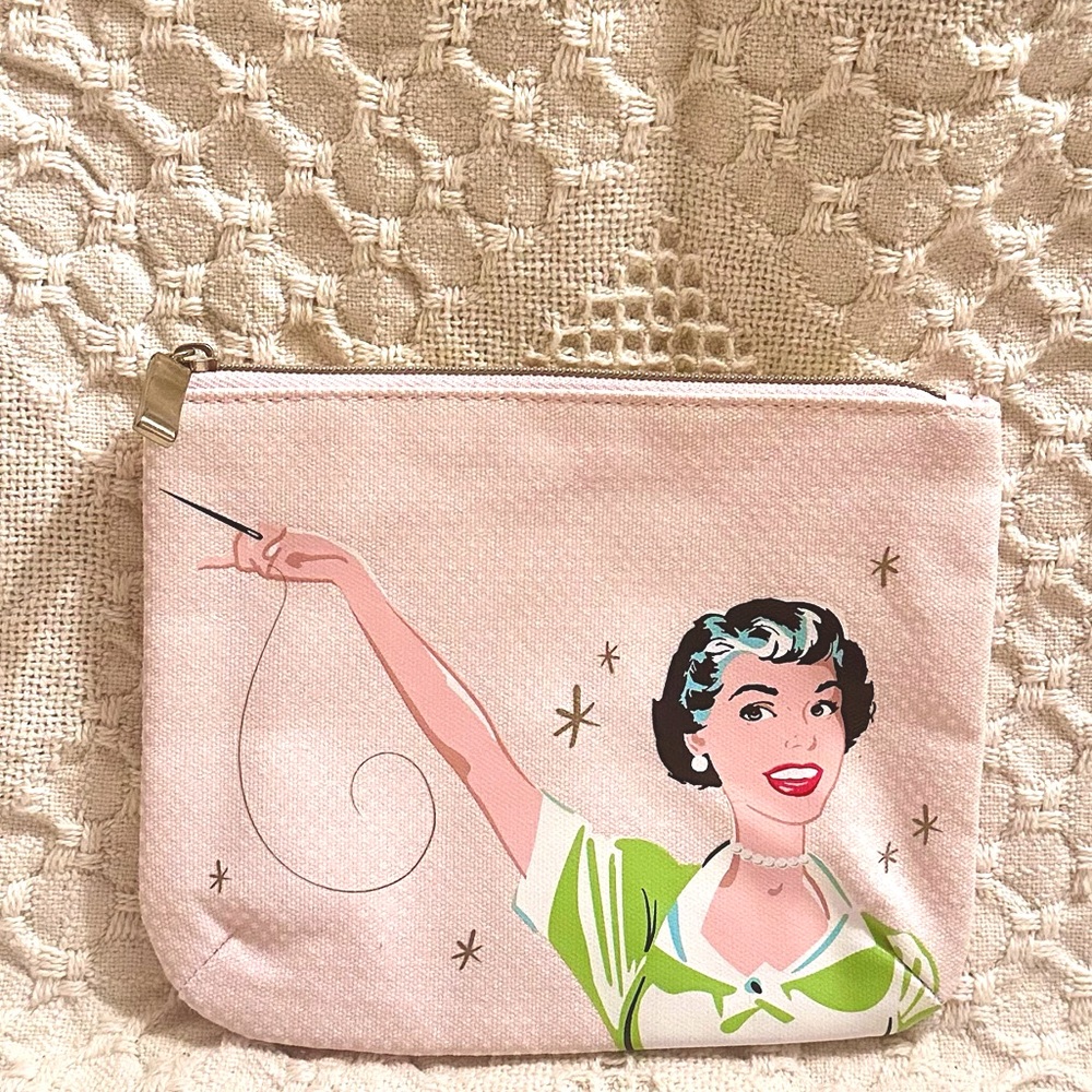 "Sew Many Things To Do!" Pink Sewing Pouch Bag Jo-Ann Fabric &
Craft